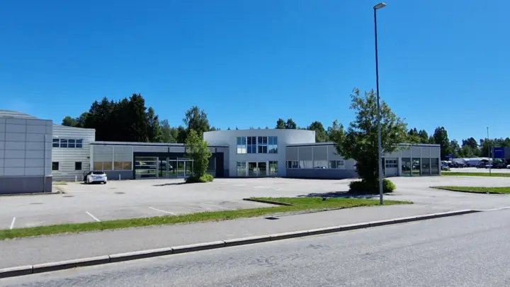 JESSHEIM NÆRINGSPARK - VERKSTED/PRODUKSJON/LAGER MED SENTRAL BELIGGENHET - FRA CA. 220 - 1300 KVM + STORE UTEAREALER.